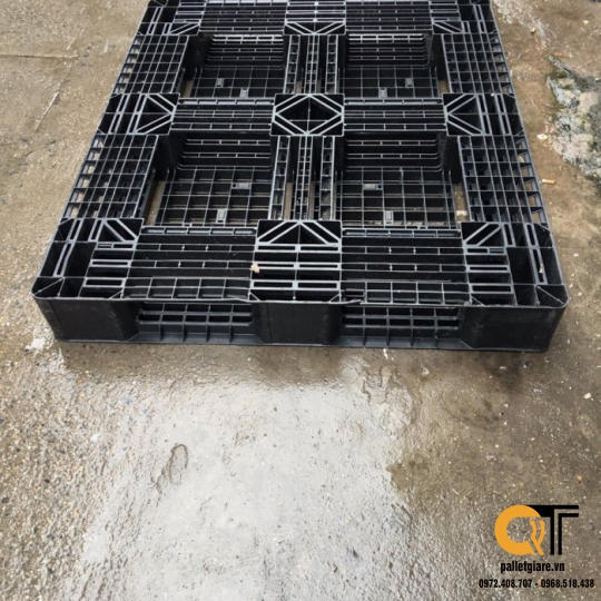Pallet nhựa đen 1200x1000x150mm